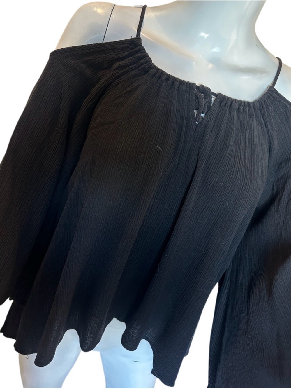 avec Black Off-Shoulder Peasant Top  Women S Asymmetrical Gauze Bell Long Sleeve